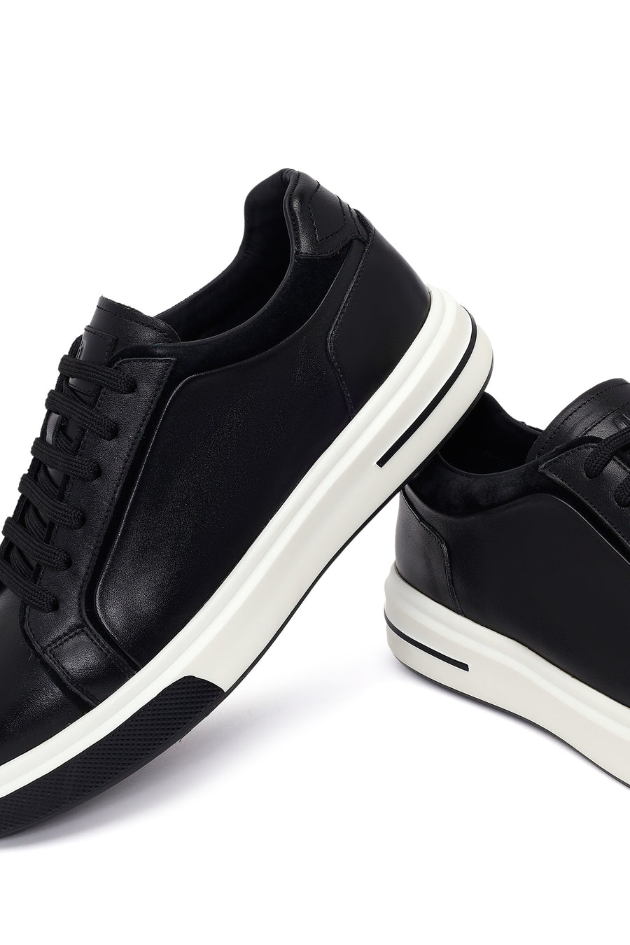 Erkek Siyah Bağcıklı Kalın Tabanlı Deri Sneaker