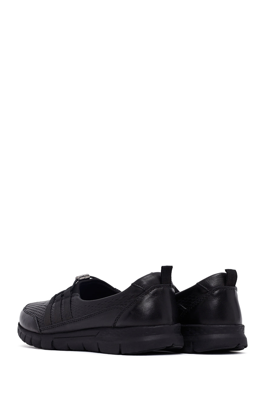 Woman Black Leather Comfort Loafer