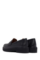 Woman Black Leather Masculine Loafer | Derimod