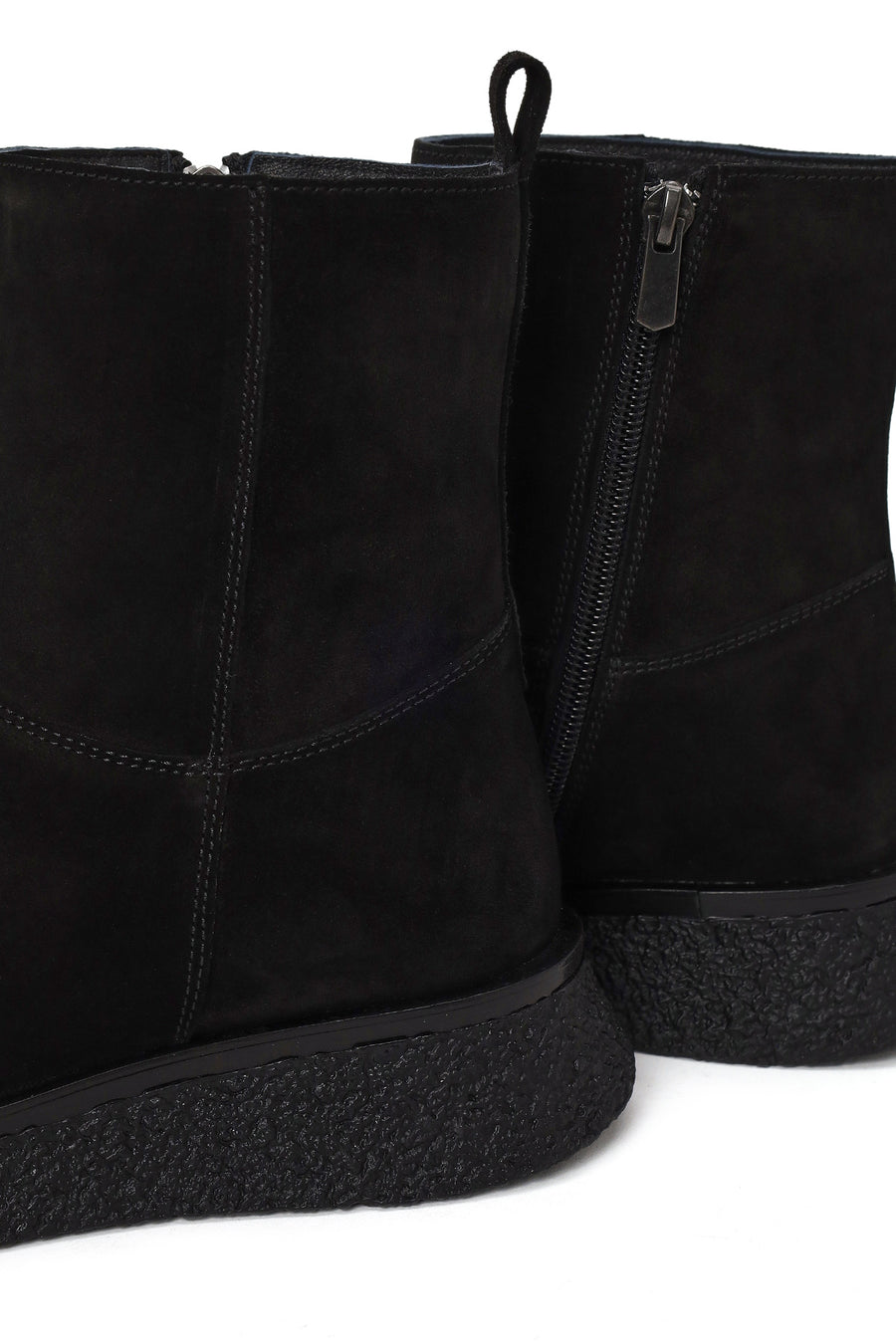 Woman Black Zip Closure Thick-Soled Suede Boots