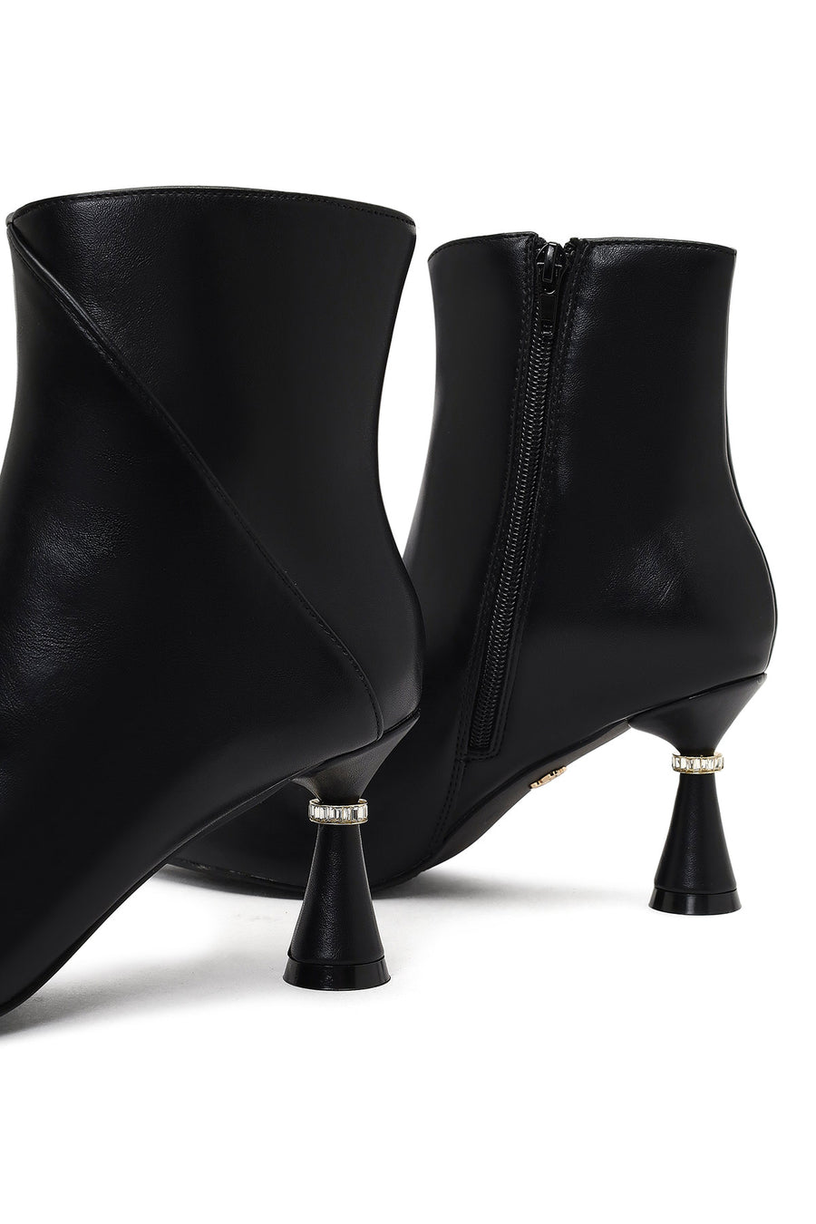 Women's Black Zippered Stone Detailed Heeled Boot