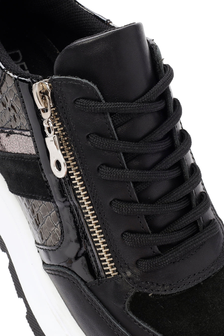 Kadın Siyah Kalın Tabanlı Fermuarlı Deri Sneaker