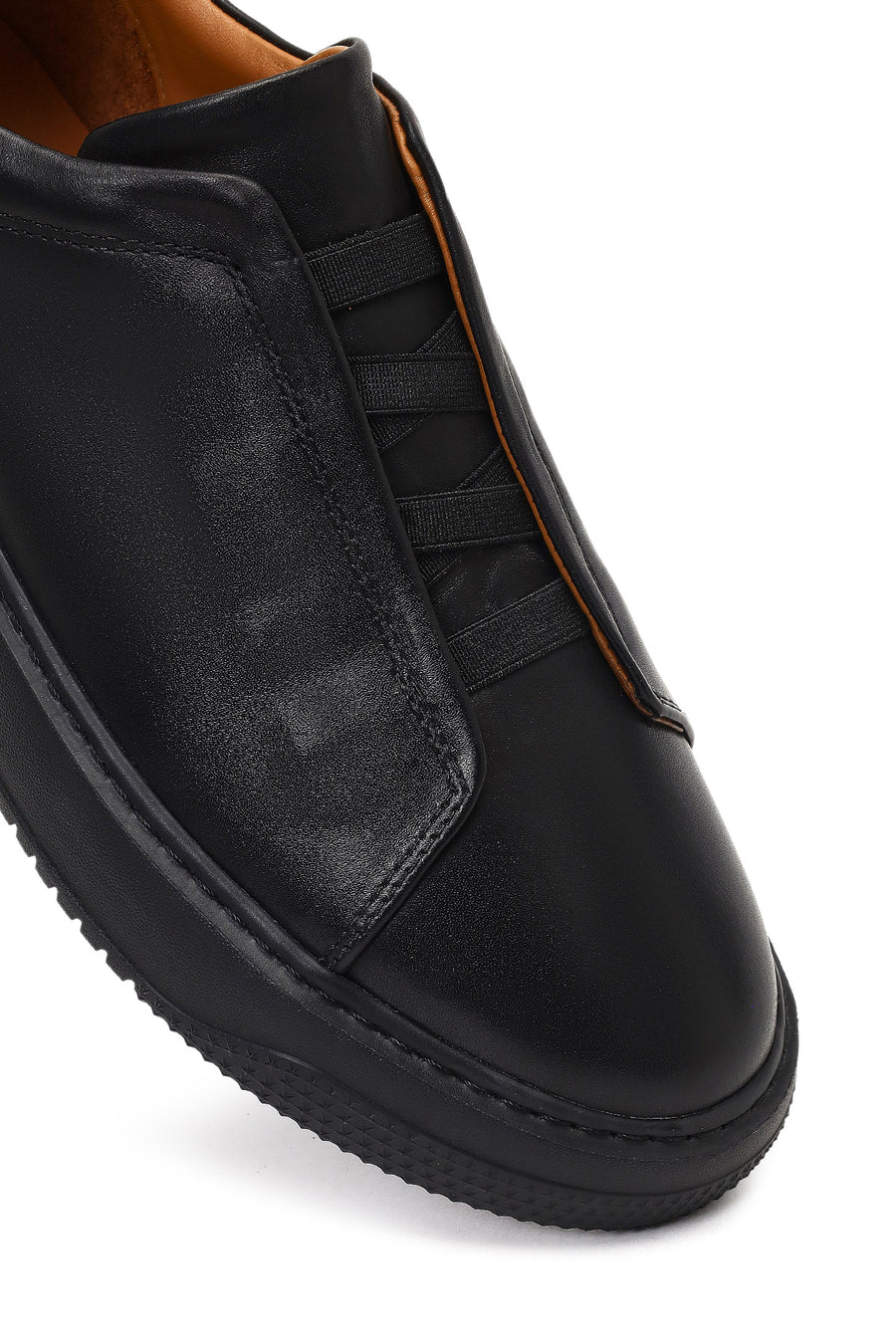 Men's Black Thick-Soled Leather Sneaker