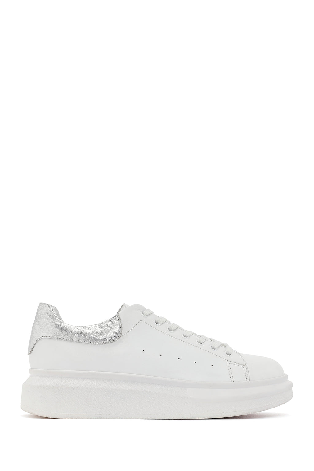 Kadın Beyaz Bağcıklı Kalın Tabanlı Deri Sneaker