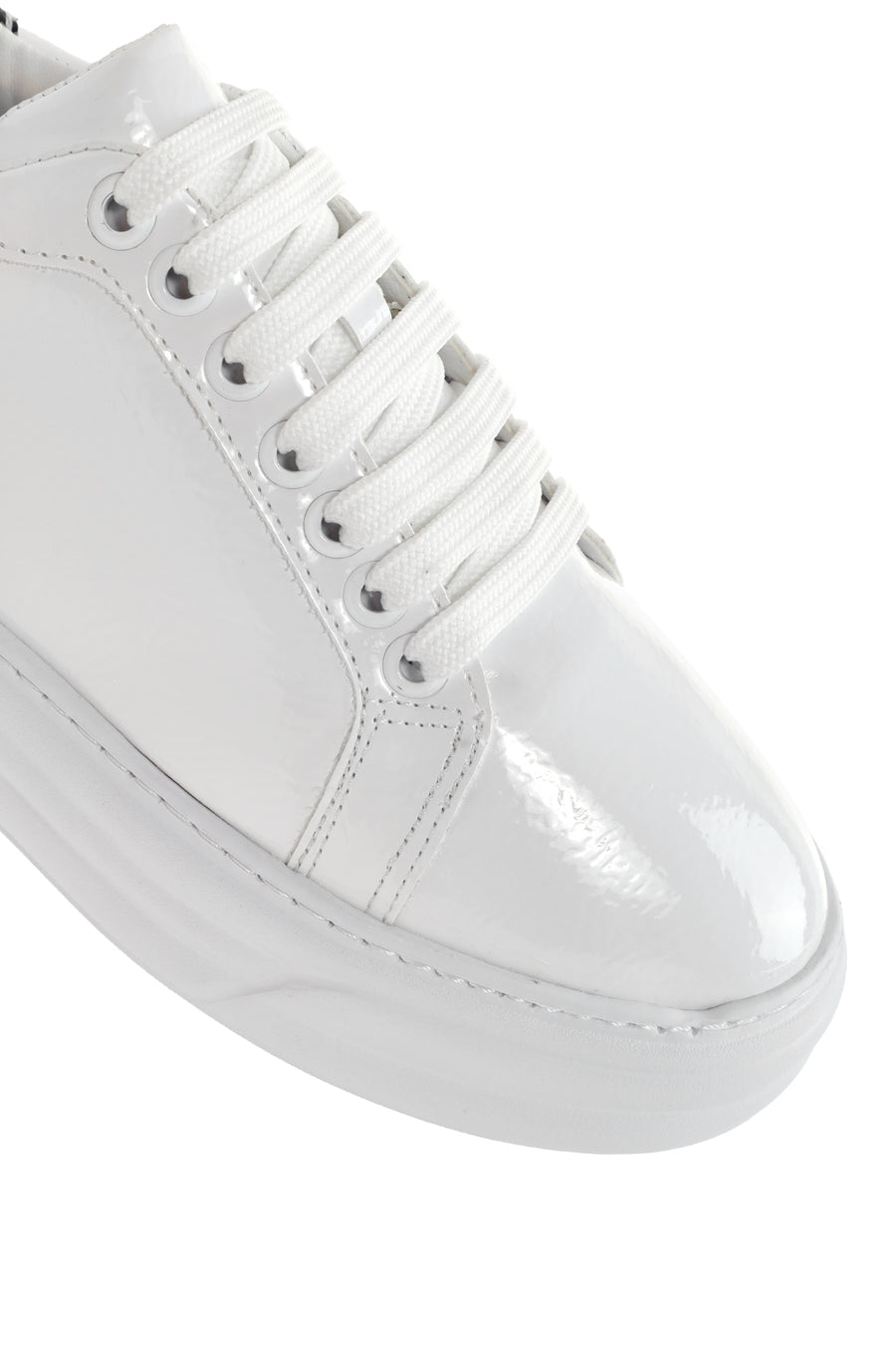 Kadın Beyaz Rugan Kalın Tabanlı Sneaker