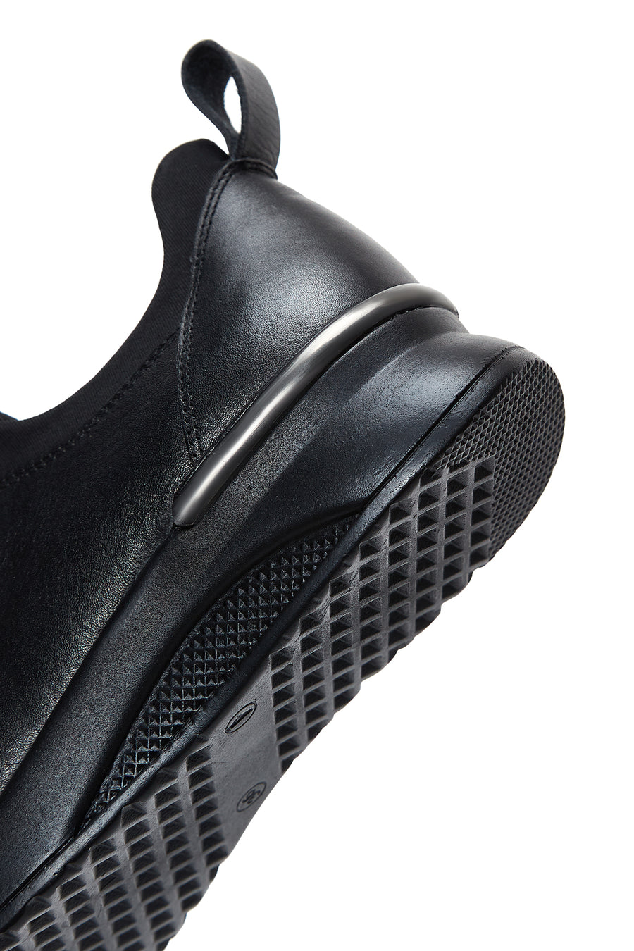 Women's Black Leather Casual Sneaker