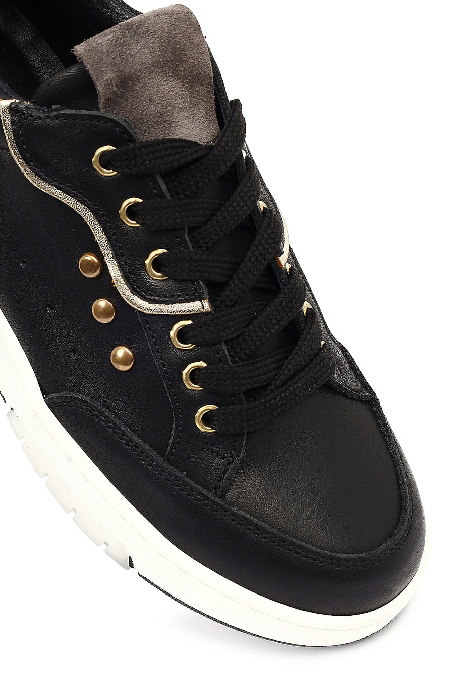Kadın Siyah Bağcıklı Kalın Tabanlı Deri Sneaker