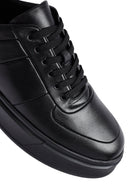 Erkek Siyah Bağcıklı Kalın Tabanlı Deri Sneaker | Derimod
