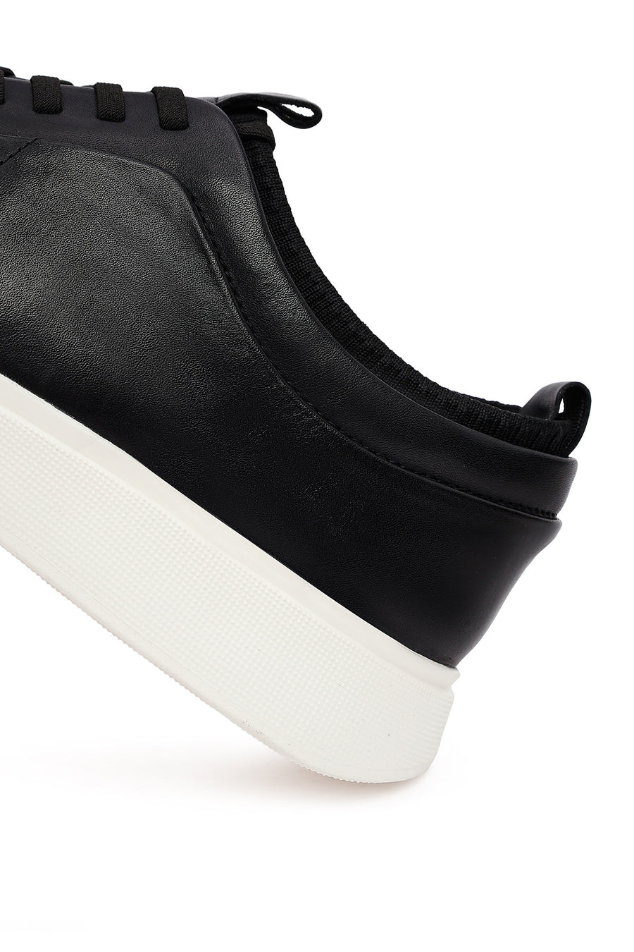 Men's Black Lace-Up Thick-Soled Leather Sneaker