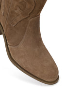 Woman Walnut Thick-Heeled Suede Cowboy Boots | Derimod