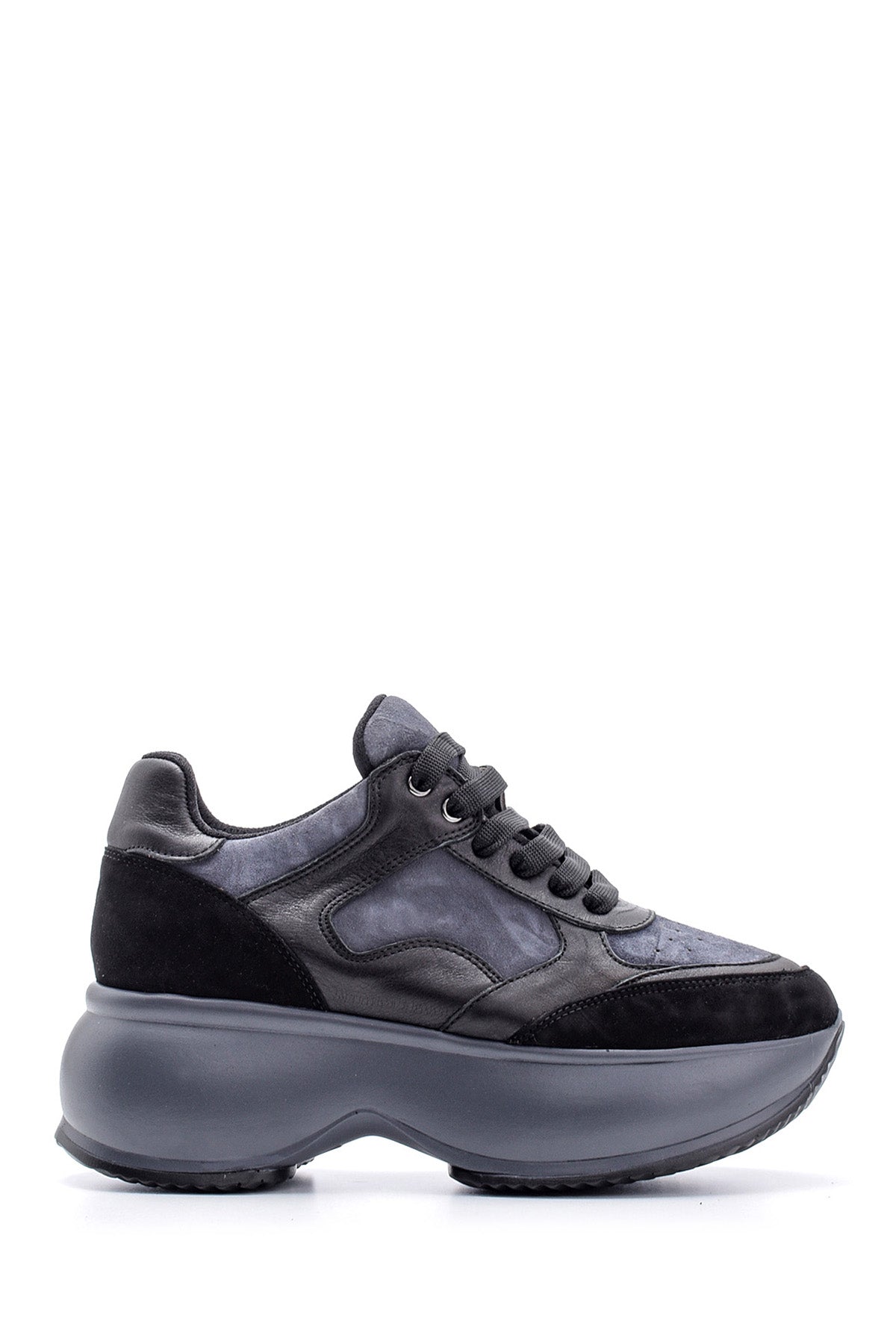 Siyah
