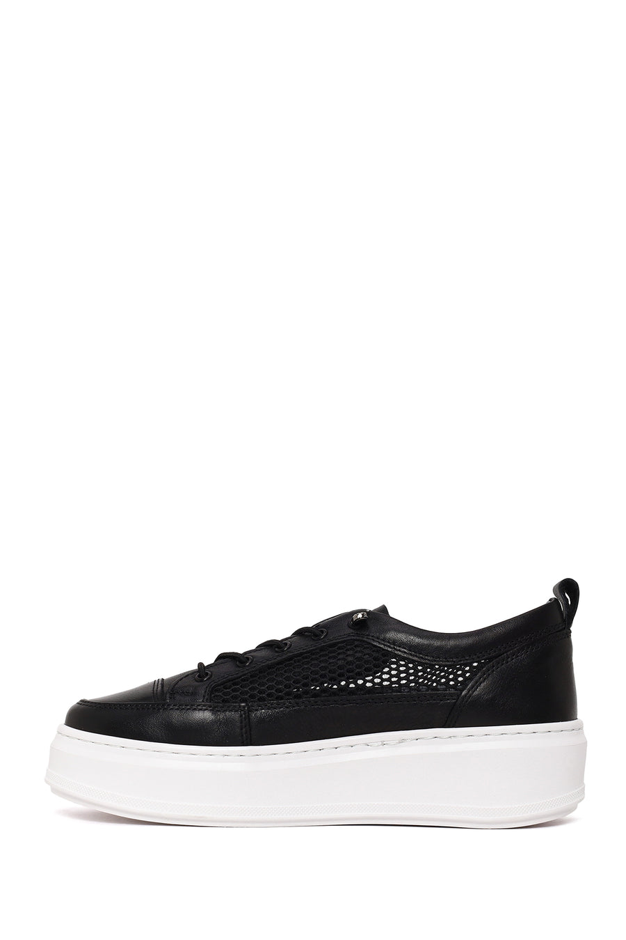 Woman Black Lace-Up Thick-Soled Leather Sneaker
